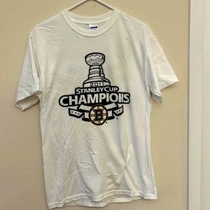 Men’s white Boston Bruins Stanley Cup T-shirt